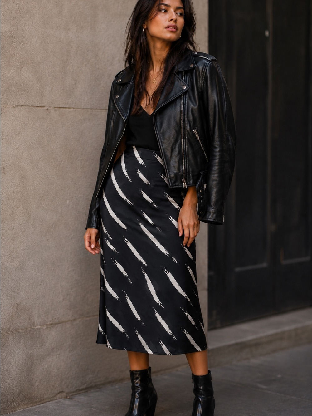 DownEast Black Skirt with Cream Brushstroke Print